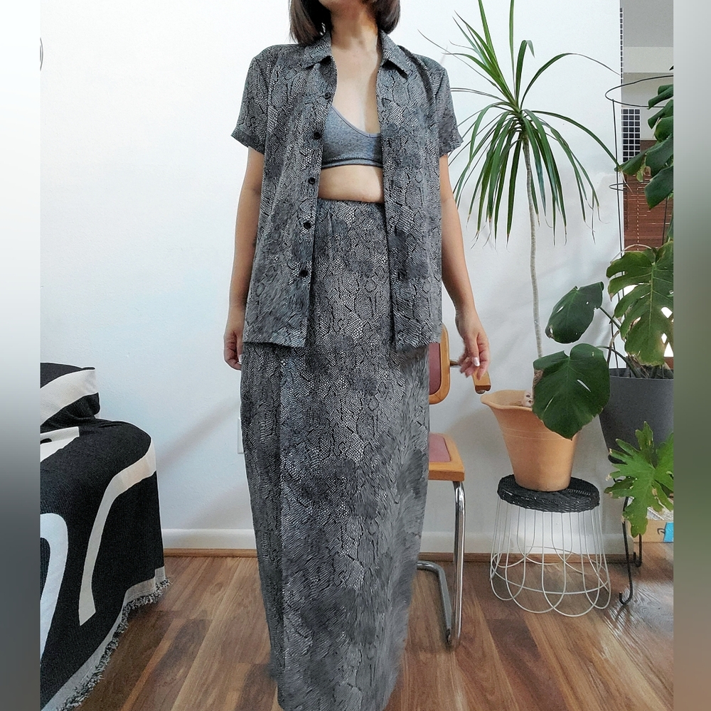 SKIRT SET - Picture 4 of 9
